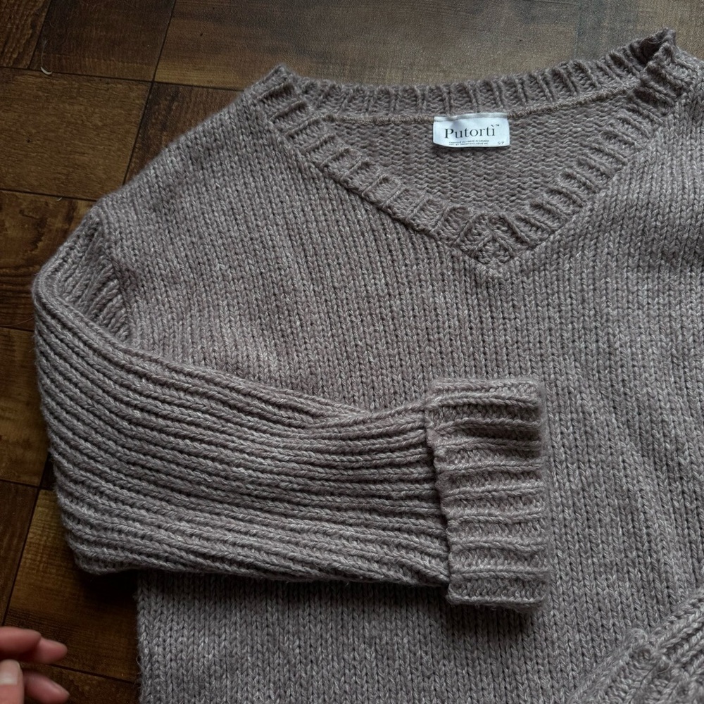Pastel V-Neck Sweater | Putortì